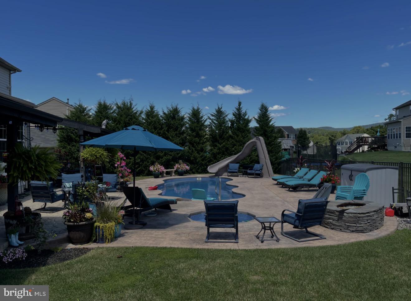 ANTIETAM COMMONS - Residential