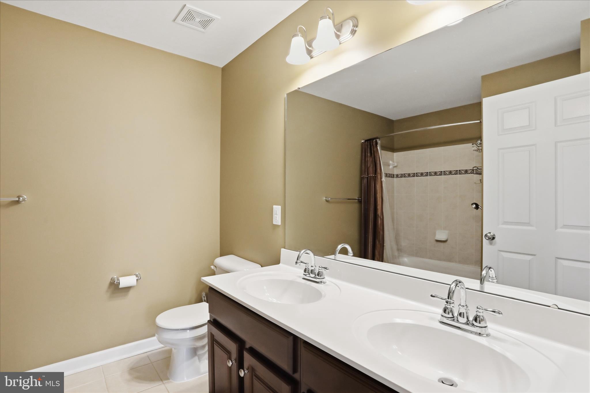 ANTIETAM COMMONS - Residential