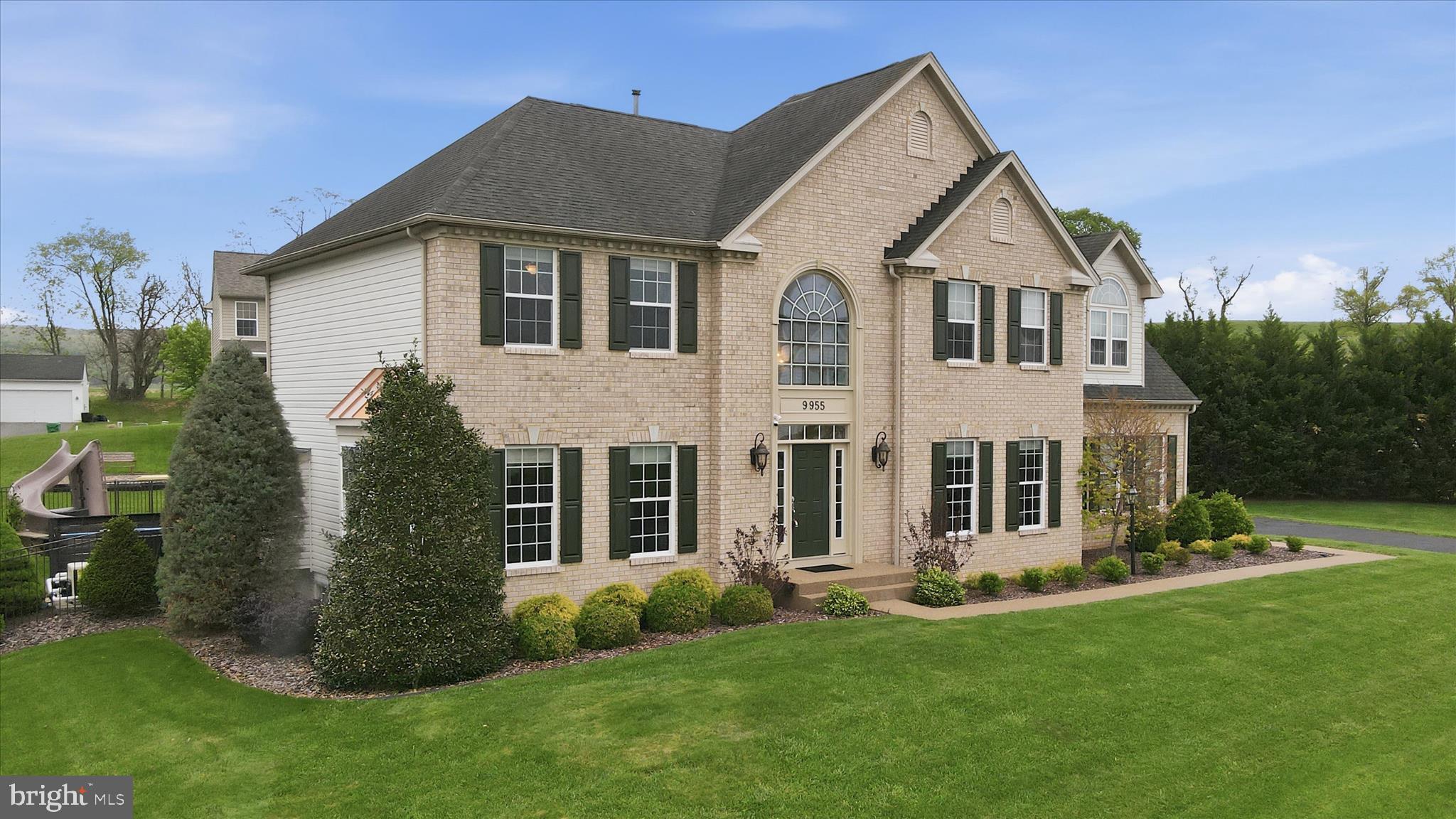 ANTIETAM COMMONS - Residential