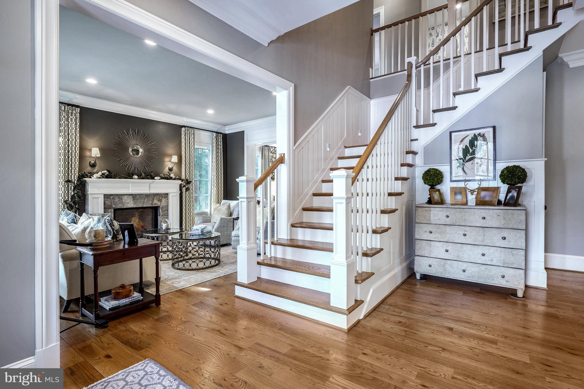 1222 SOMERSET DRIVE