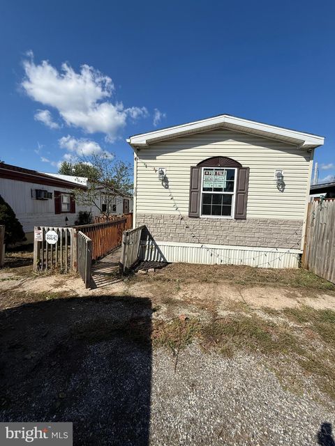 10 RIDGEVIEW PARK JONESTOWN PA 17038