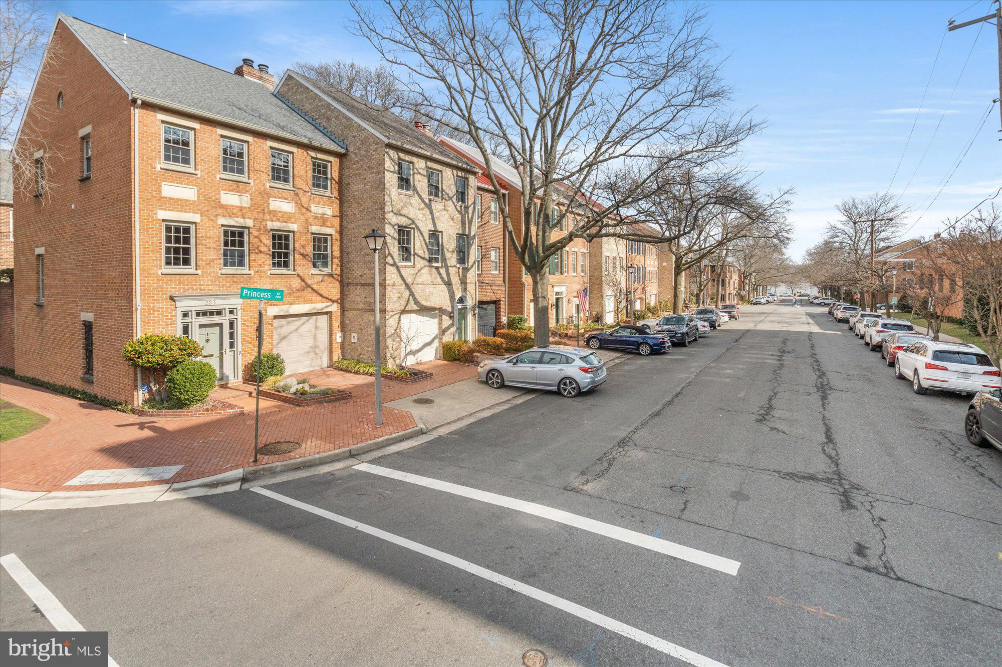 OLD TOWN - Residential