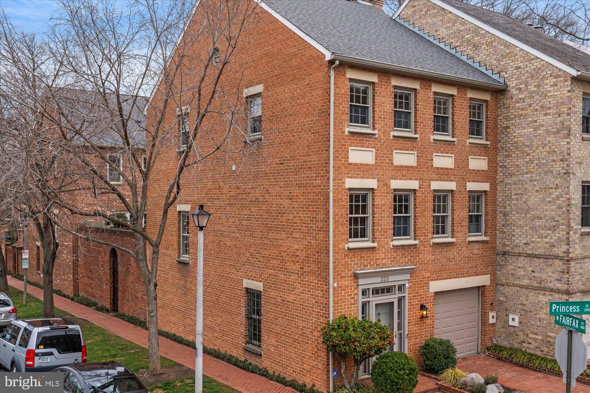 OLD TOWN - Residential