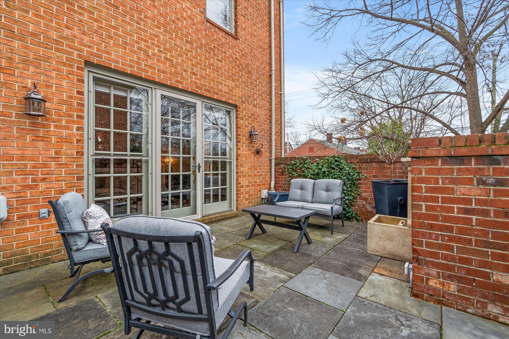 OLD TOWN - Residential