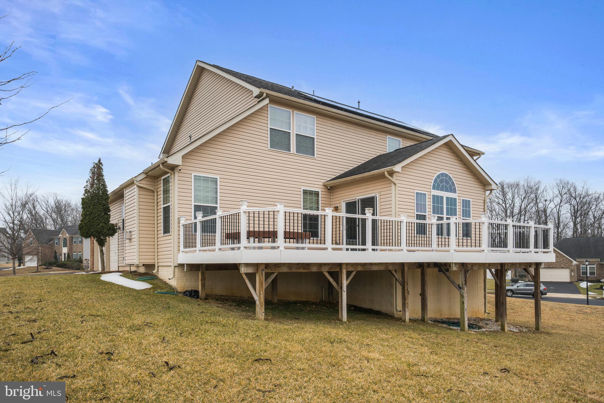 WASHINGTON OVERLOOK - Residential