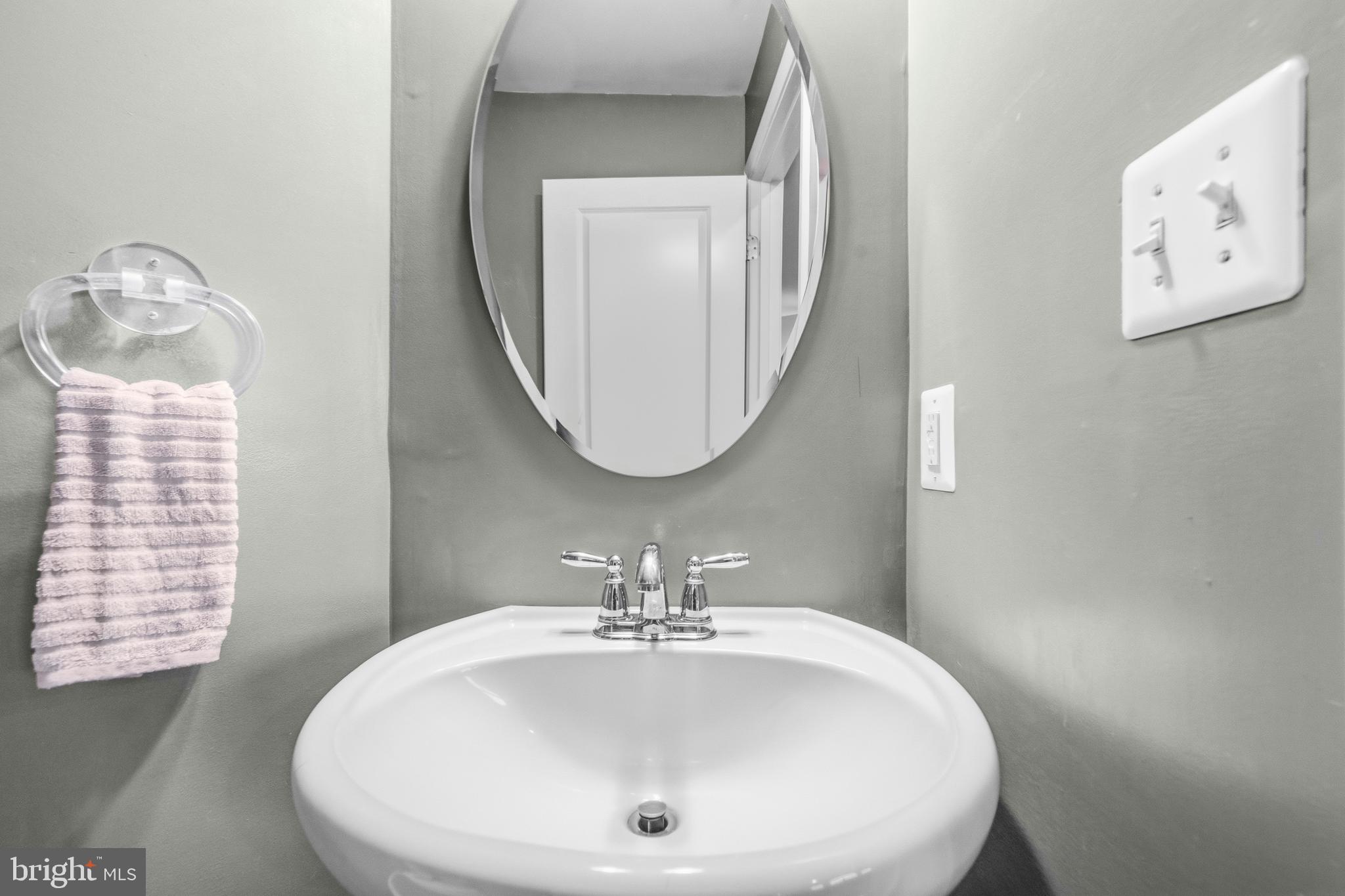 WASHINGTON OVERLOOK - Residential