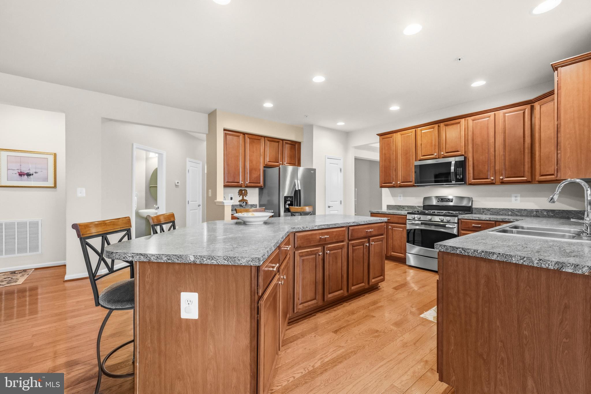 WASHINGTON OVERLOOK - Residential