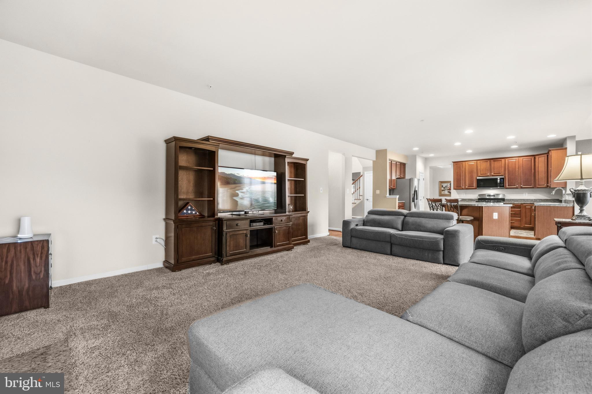 WASHINGTON OVERLOOK - Residential