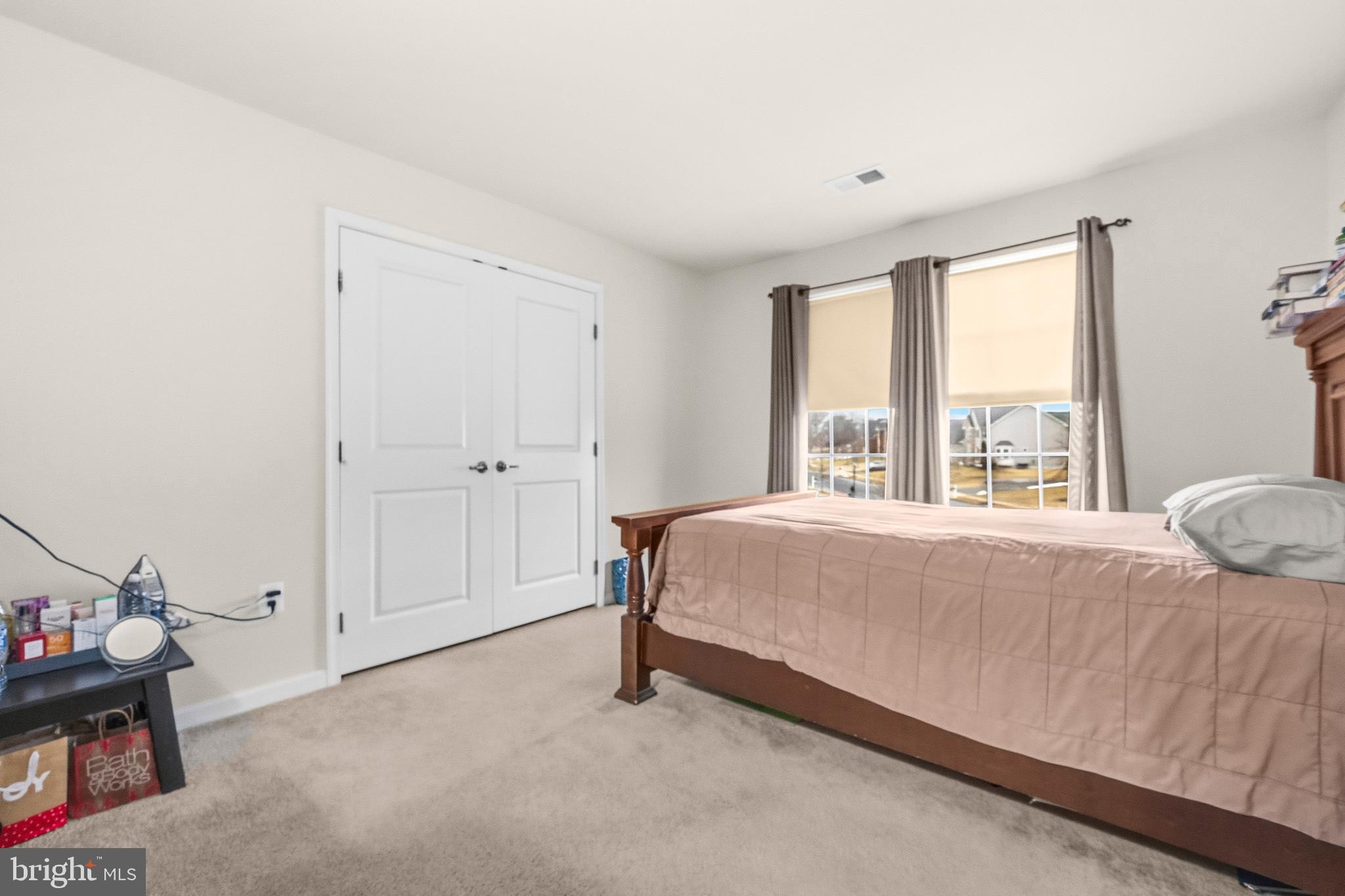 WASHINGTON OVERLOOK - Residential