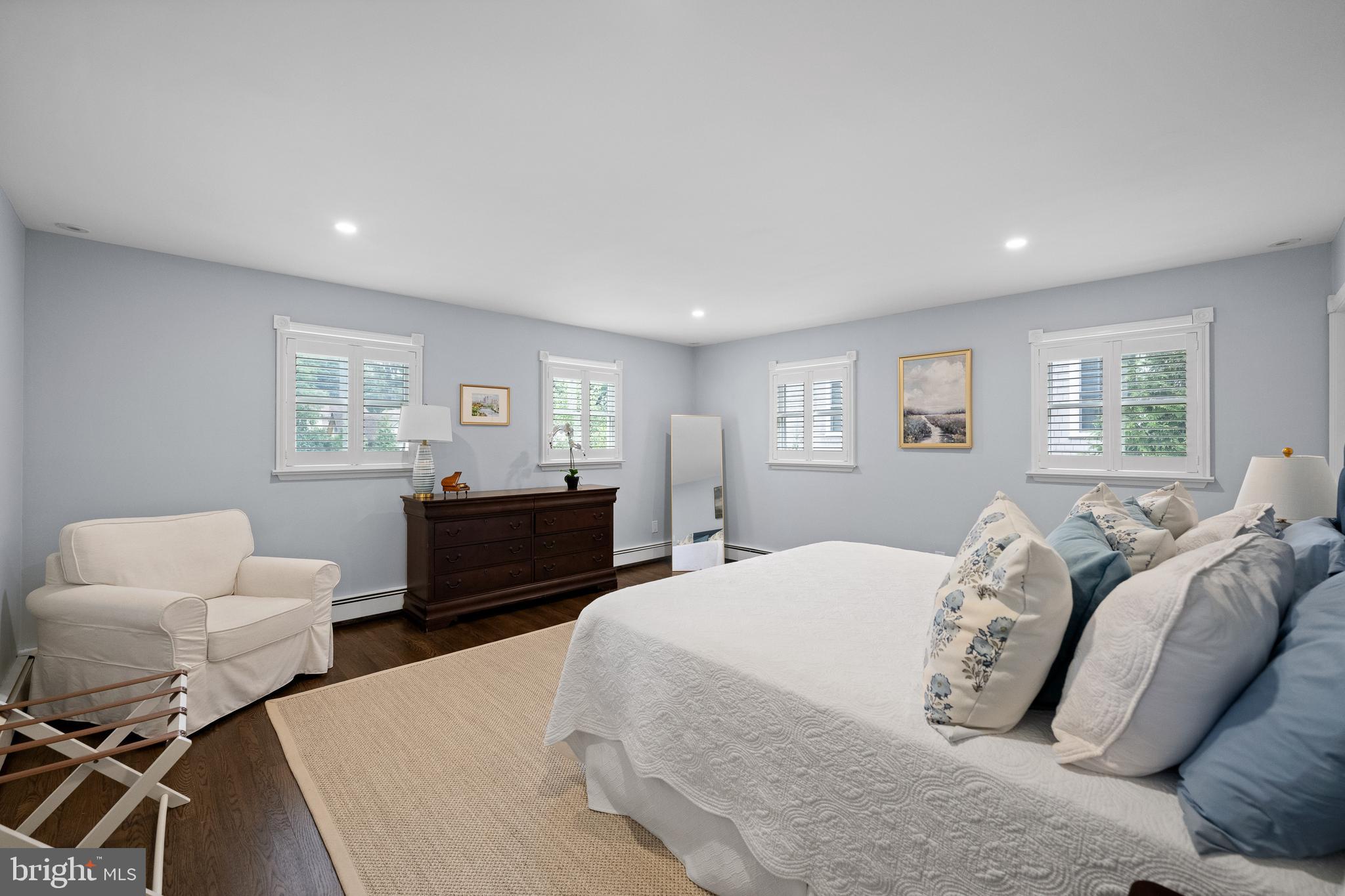 NORTH WAYNE - Residential