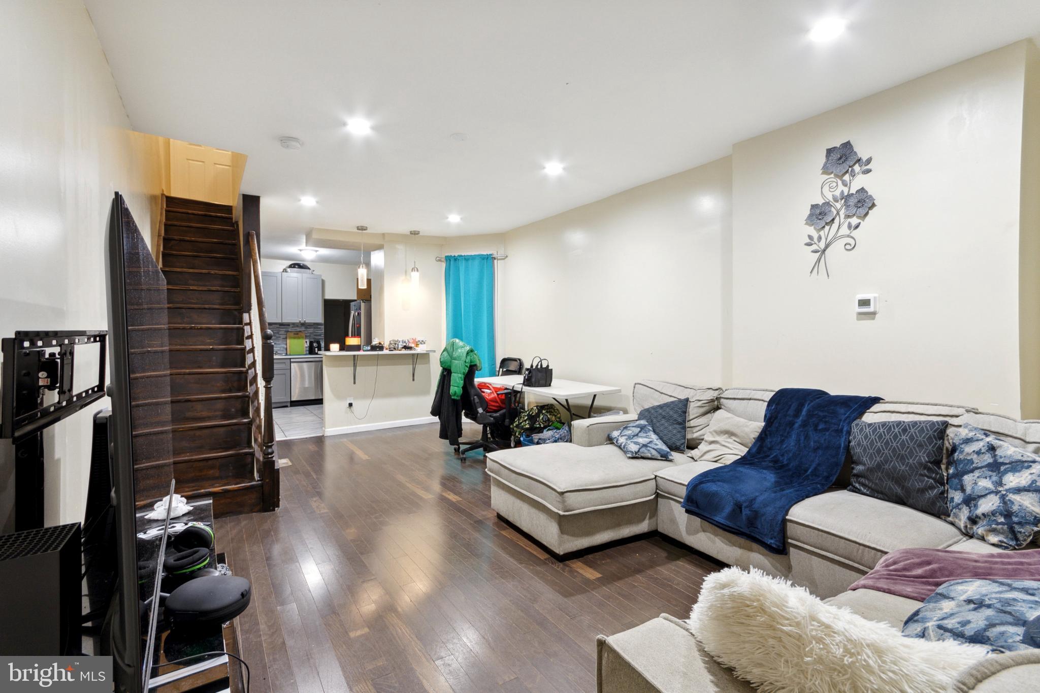 COBBS CREEK - Residential