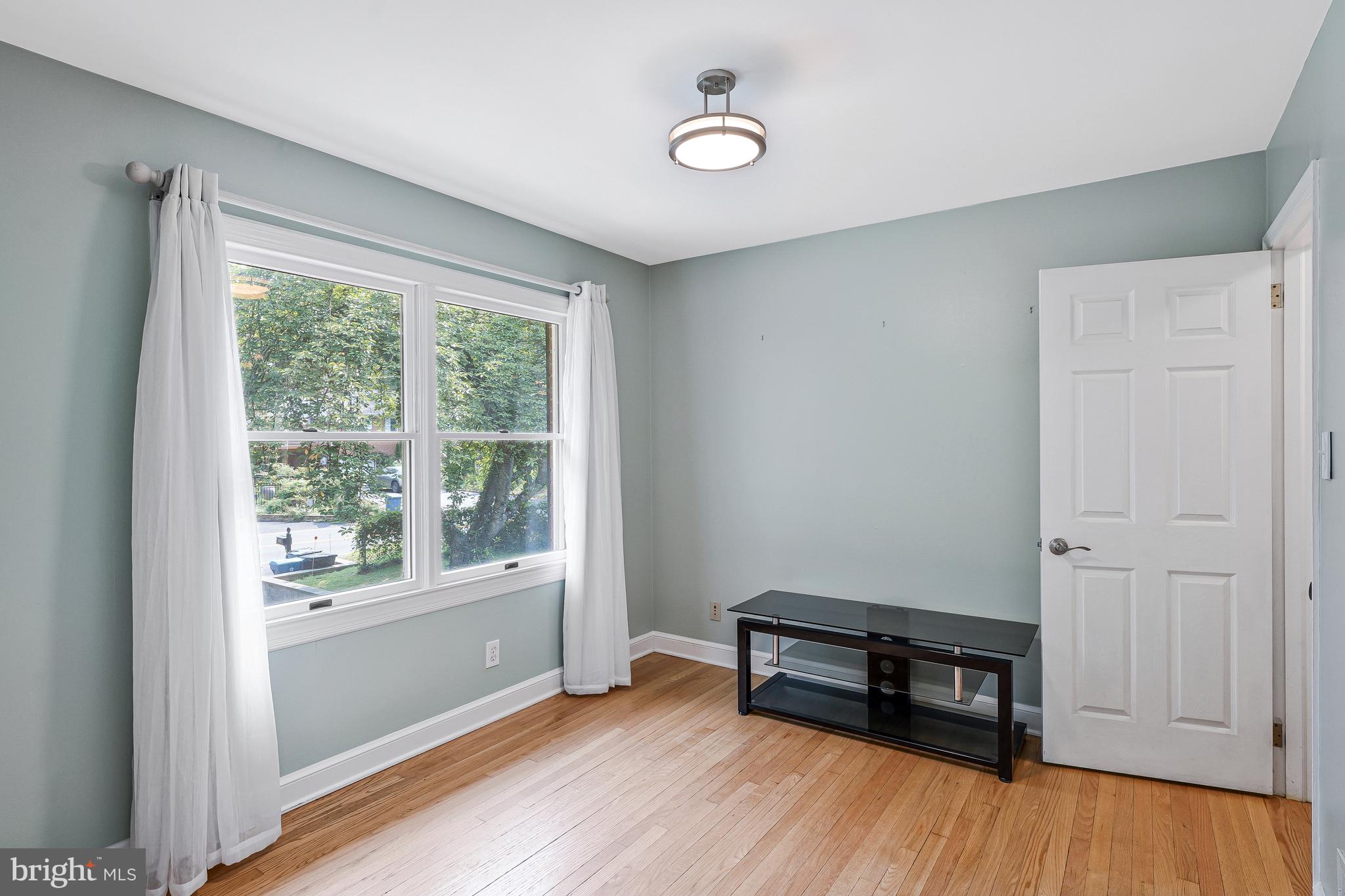 EL NIDO - Residential Lease