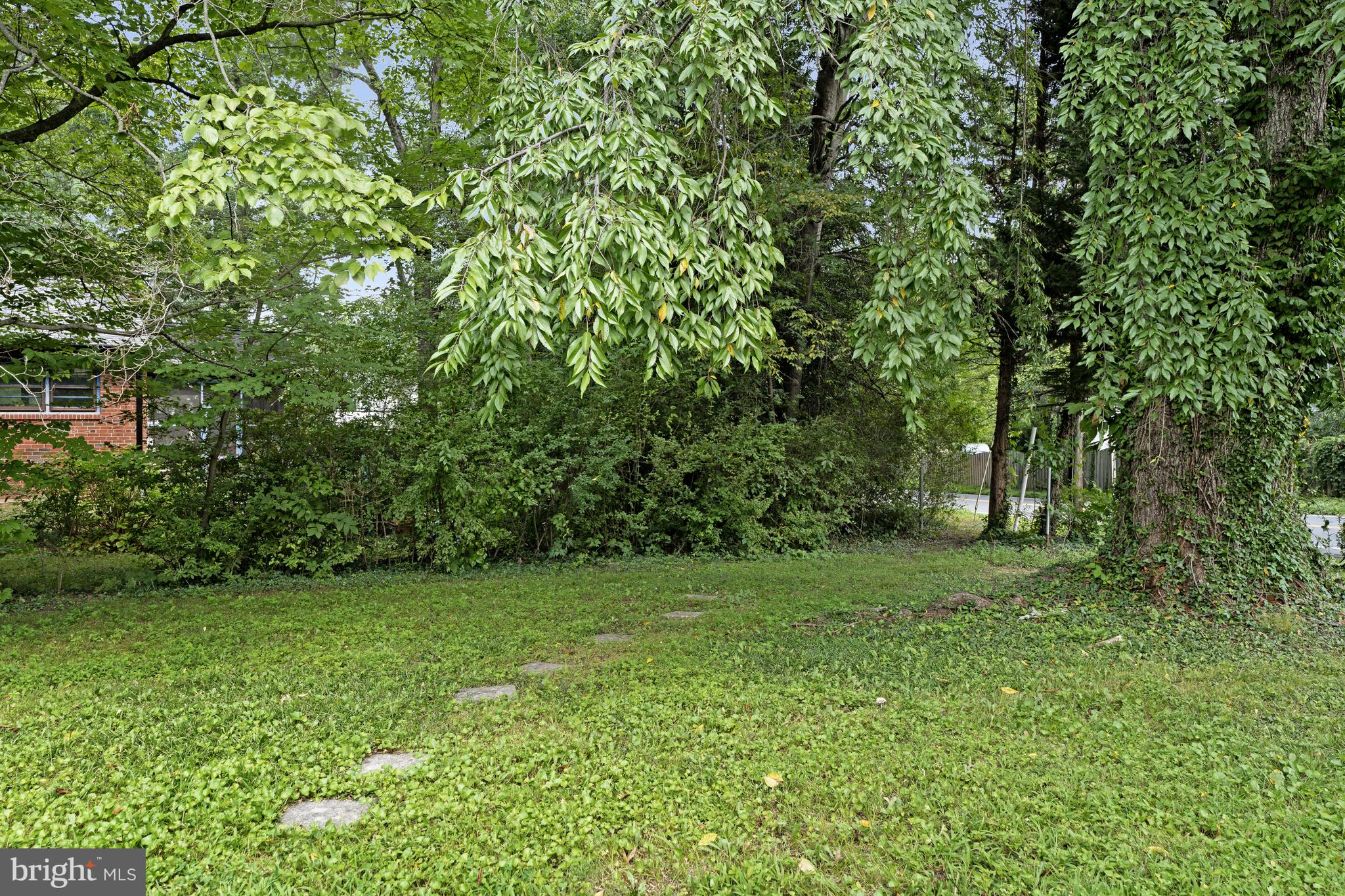 EL NIDO - Residential Lease