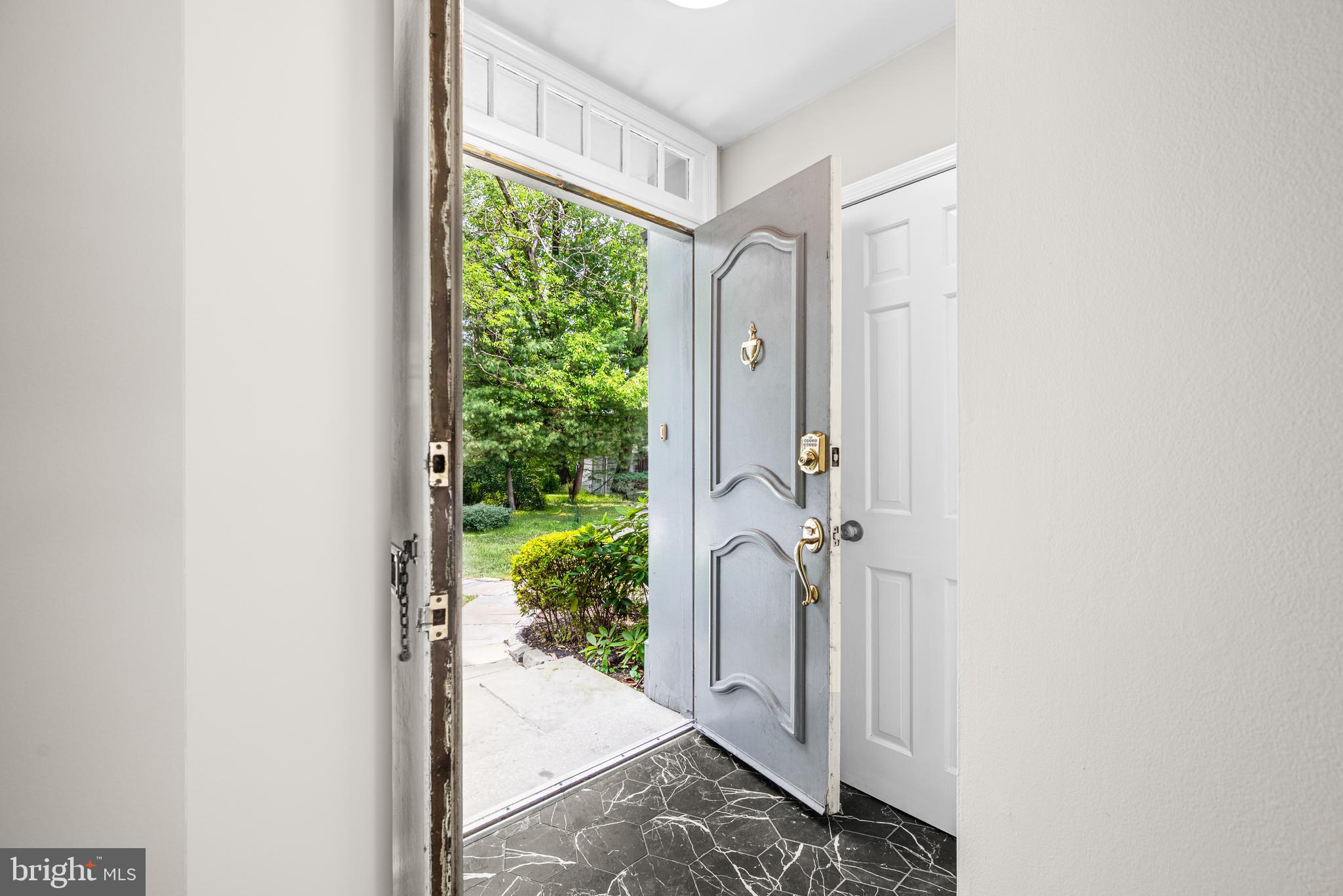 15 LLANFAIR ROAD UNIT D