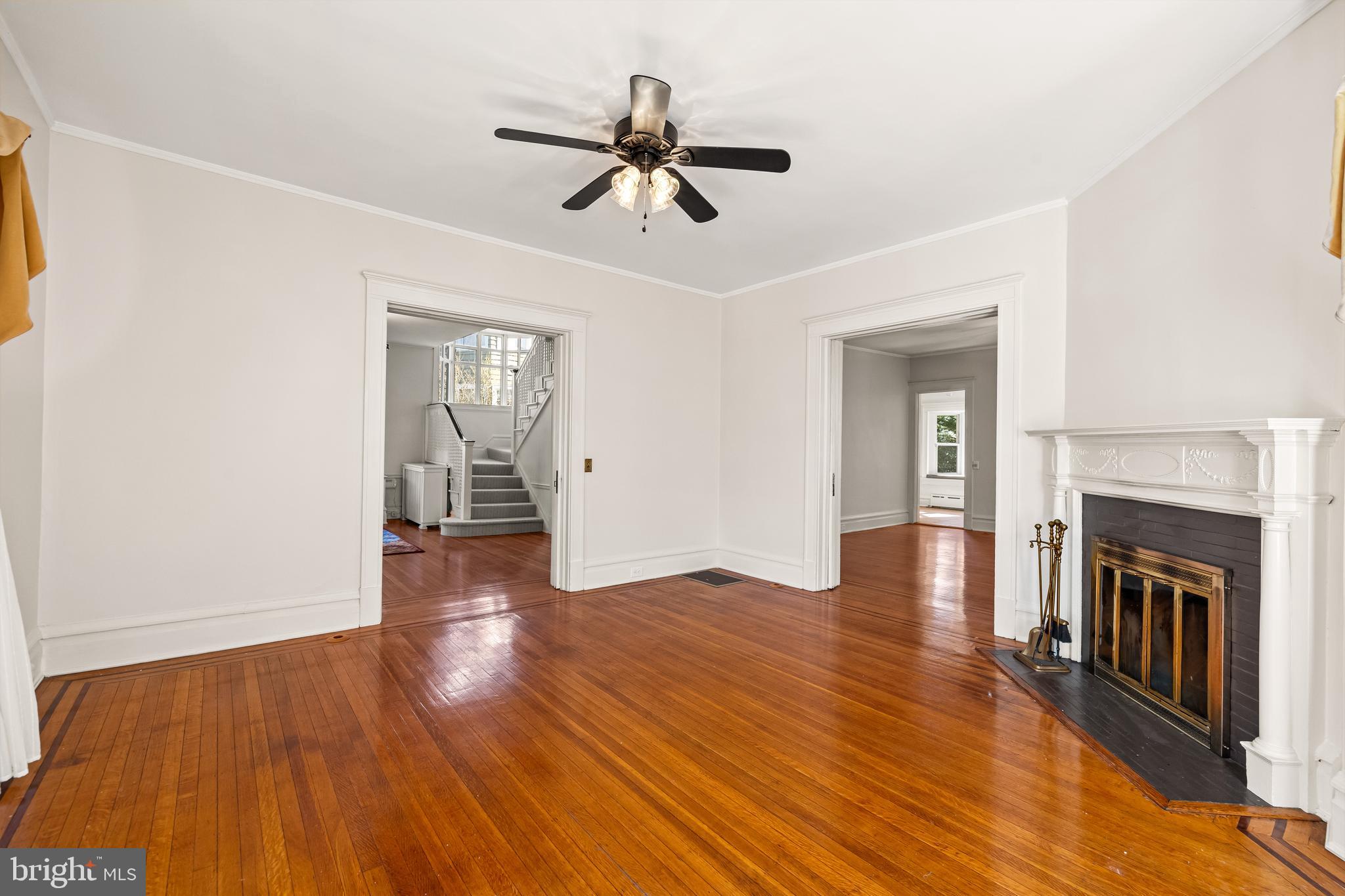 ROLAND PARK - Residential