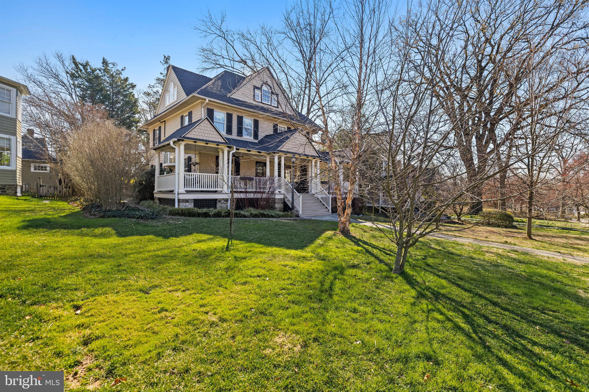 ROLAND PARK - Residential