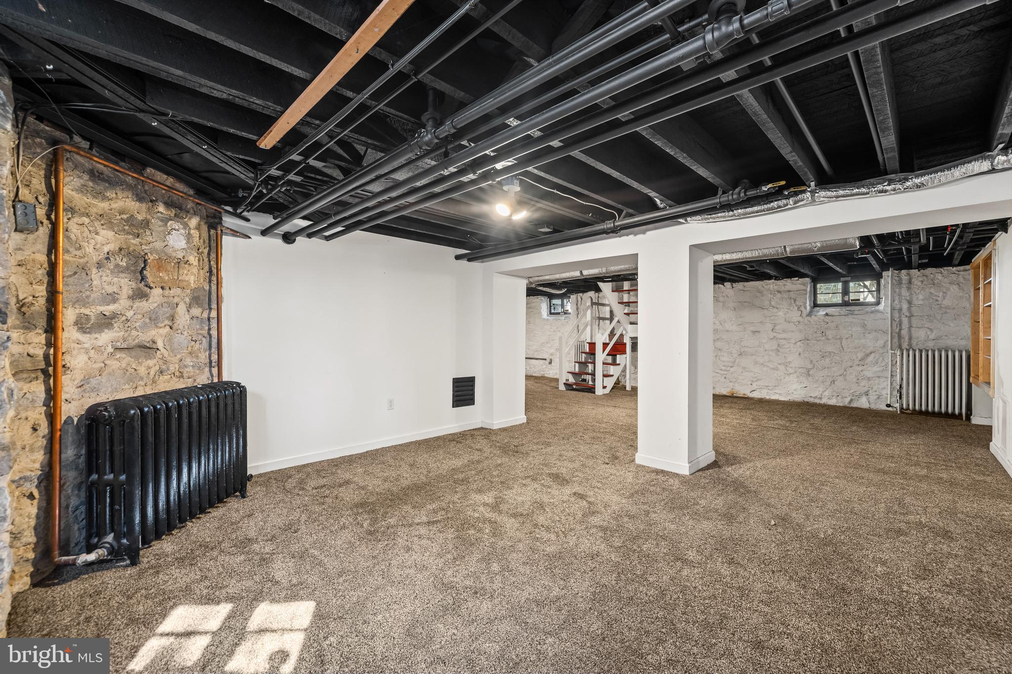 ROLAND PARK - Residential