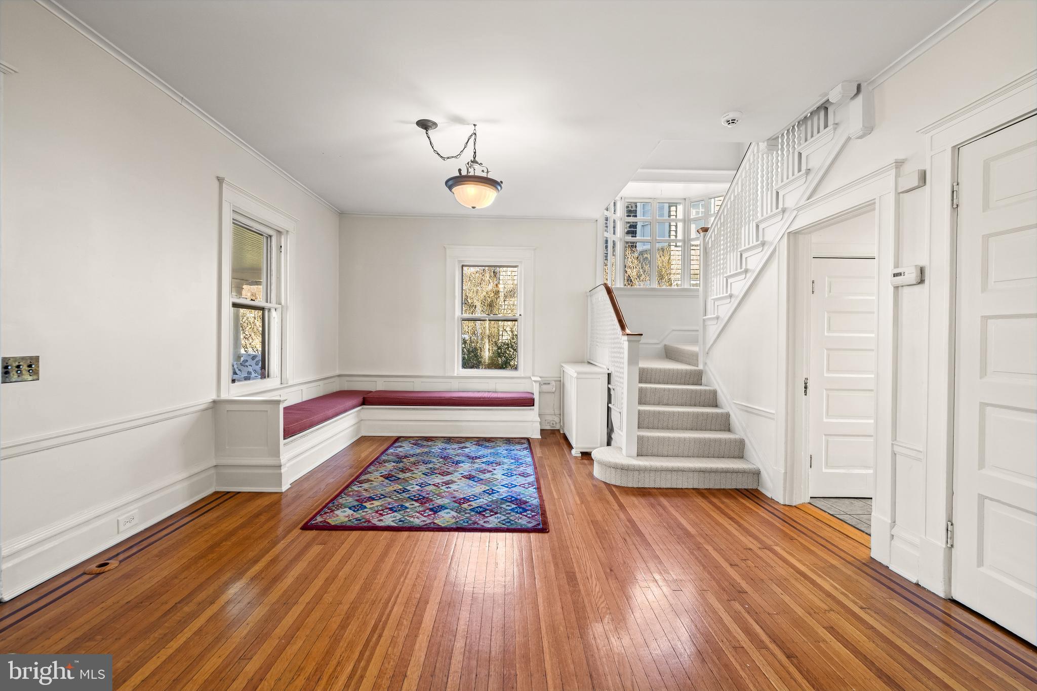 ROLAND PARK - Residential