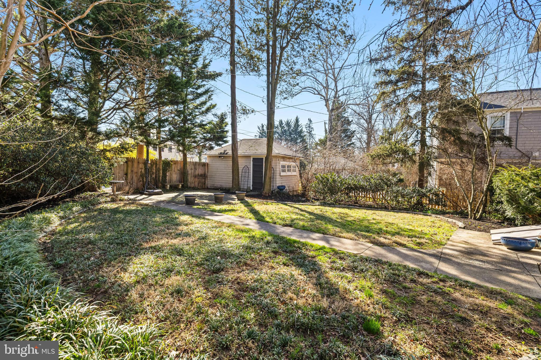 ROLAND PARK - Residential