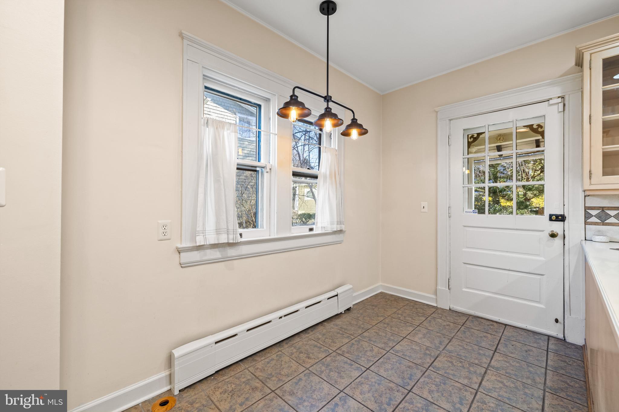 ROLAND PARK - Residential