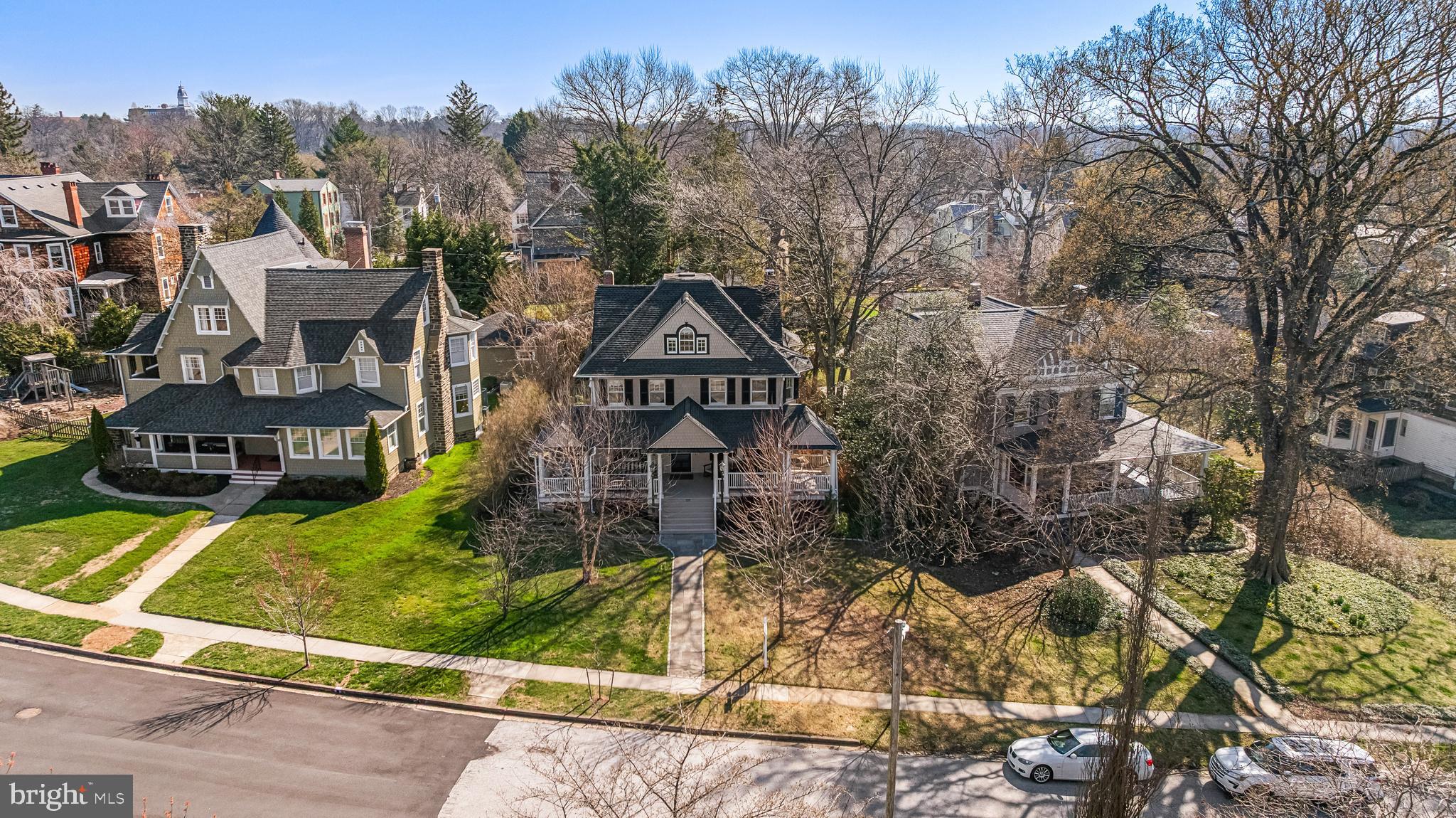 ROLAND PARK - Residential