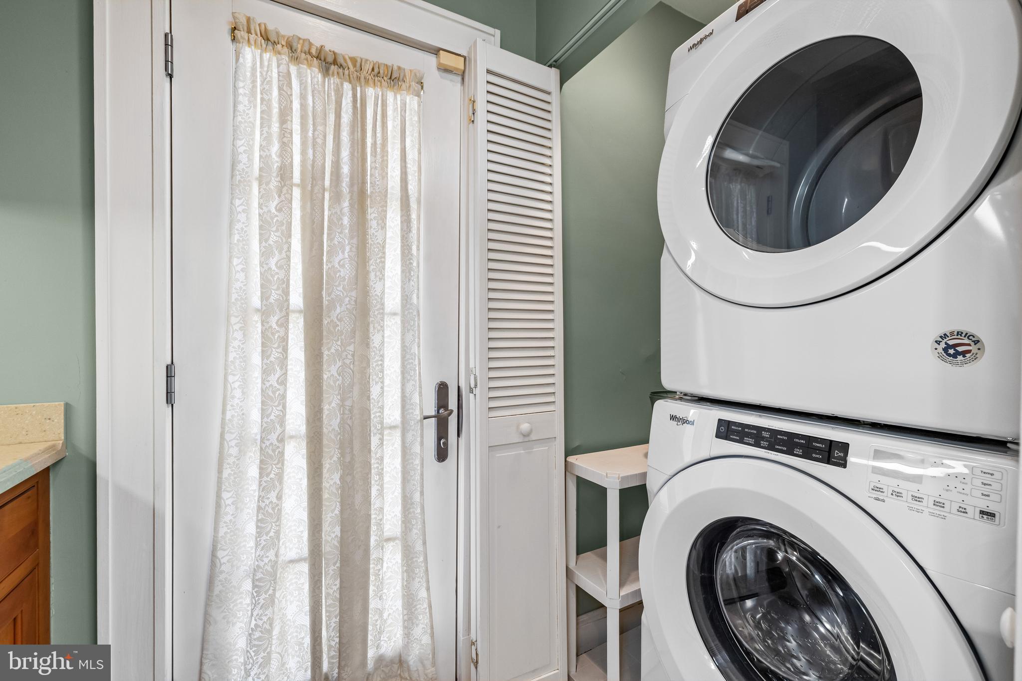 ROLAND PARK - Residential