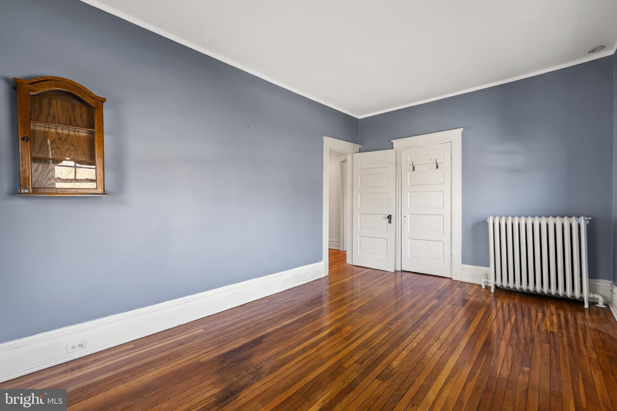 ROLAND PARK - Residential