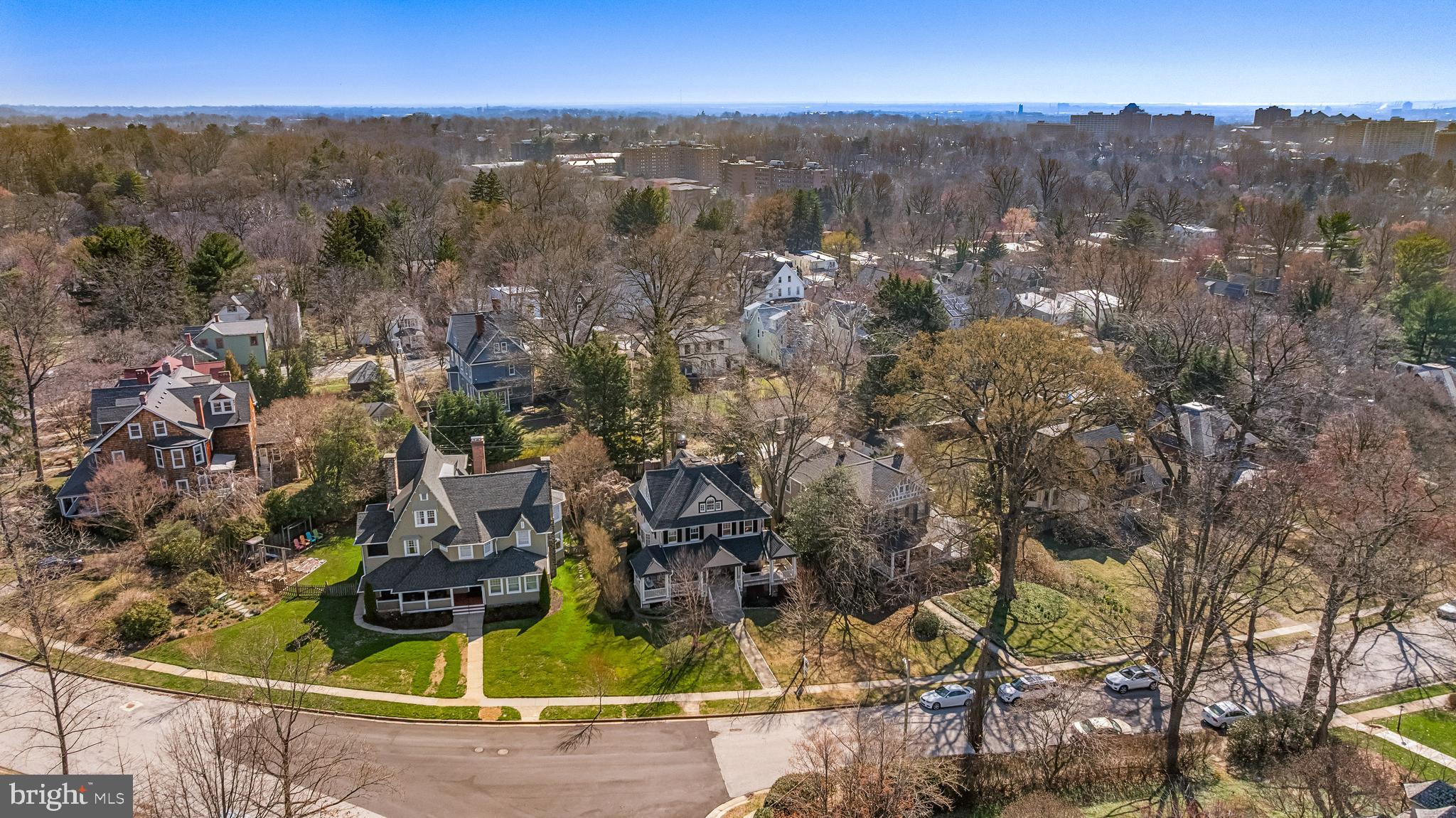 ROLAND PARK - Residential