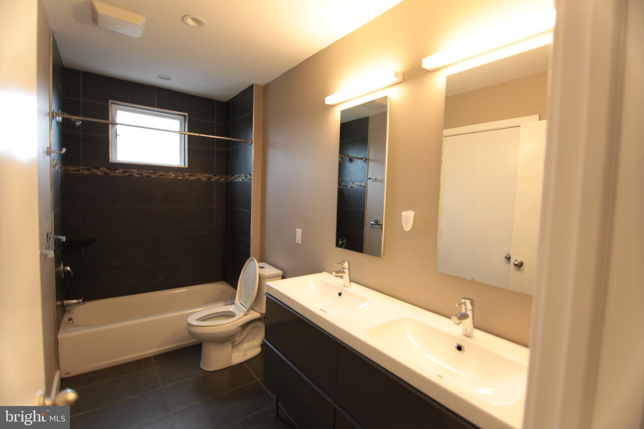 TEMPLE UNIVERSITY - Residential Lease