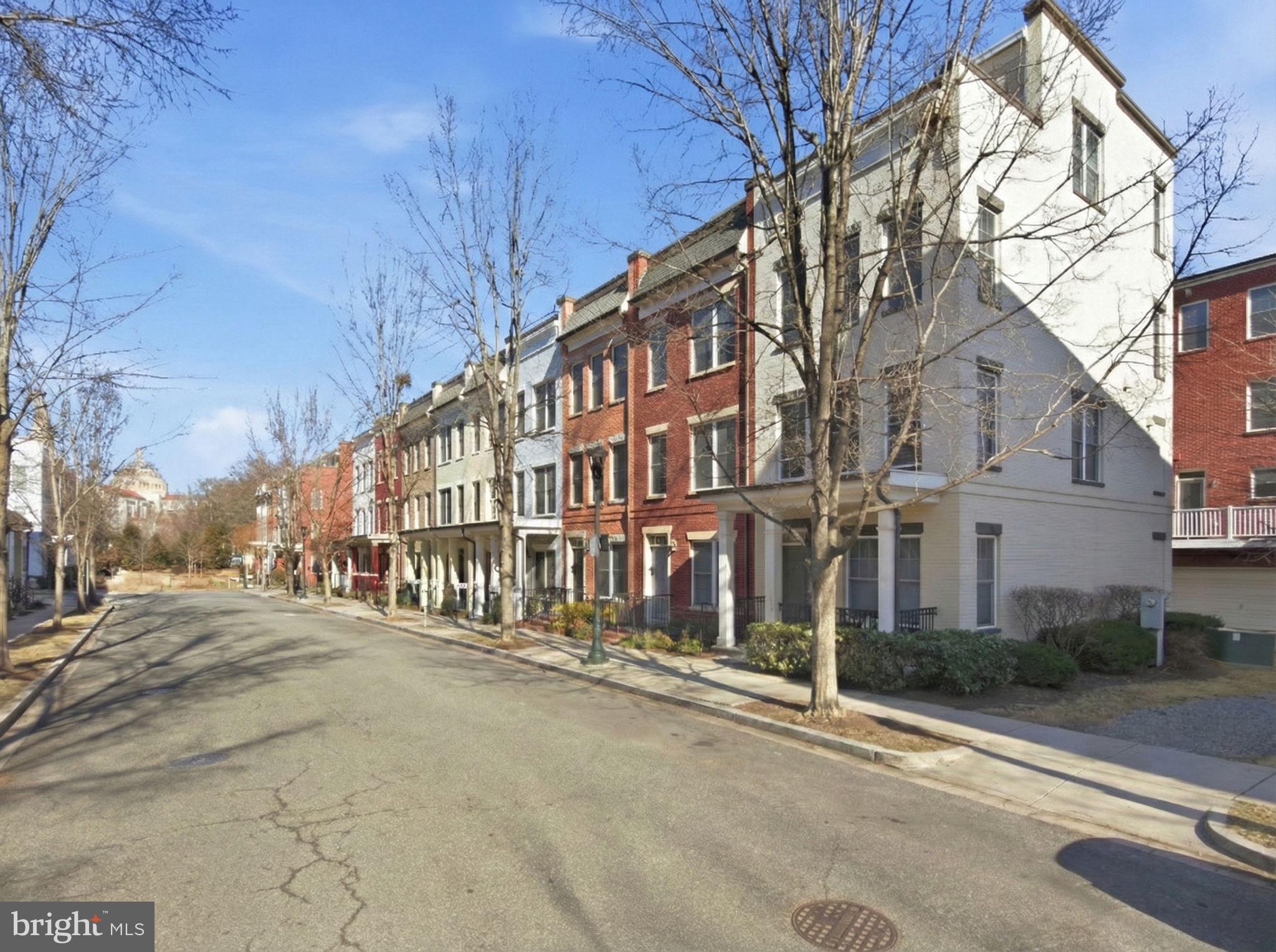 3101 CHANCELLOR'S WAY NE