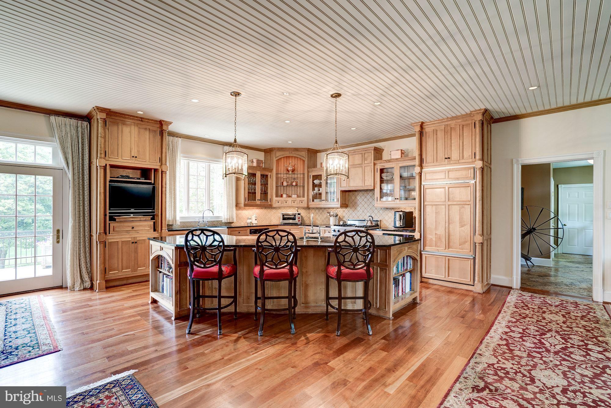 DEERFIELD POND - Residential