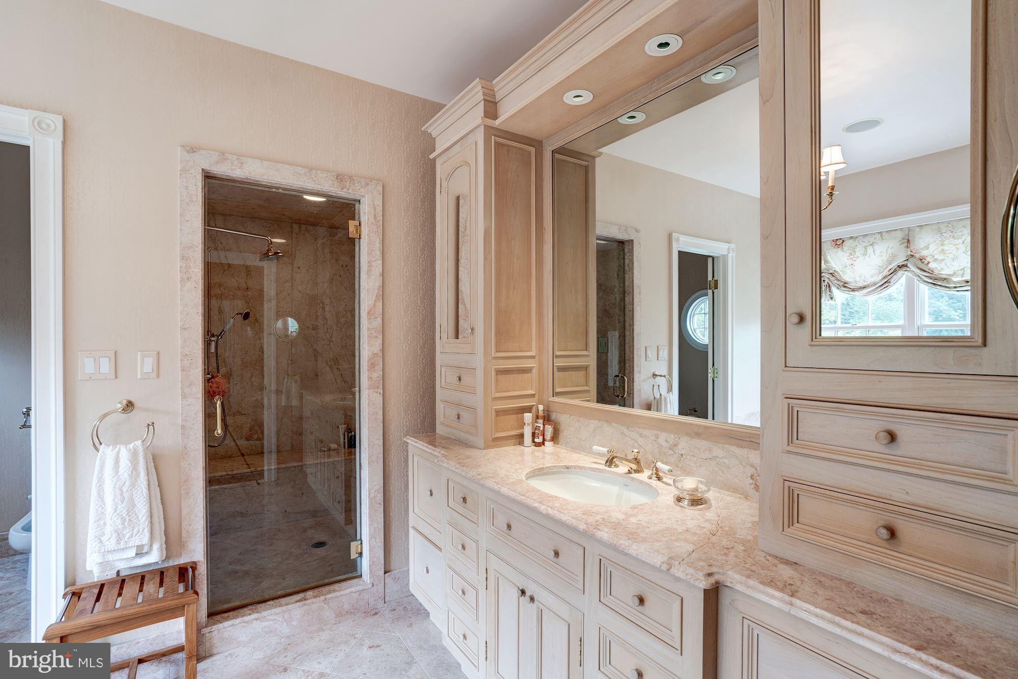 DEERFIELD POND - Residential