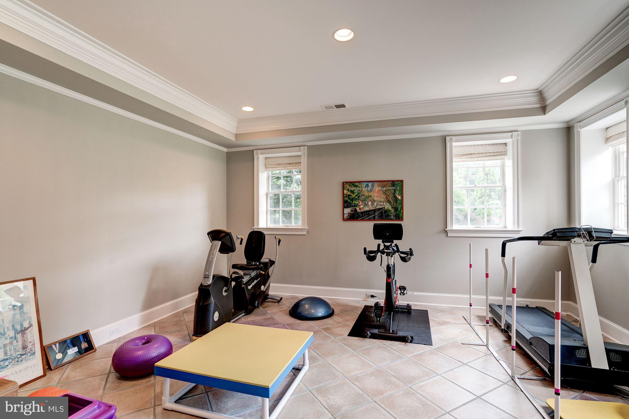 DEERFIELD POND - Residential