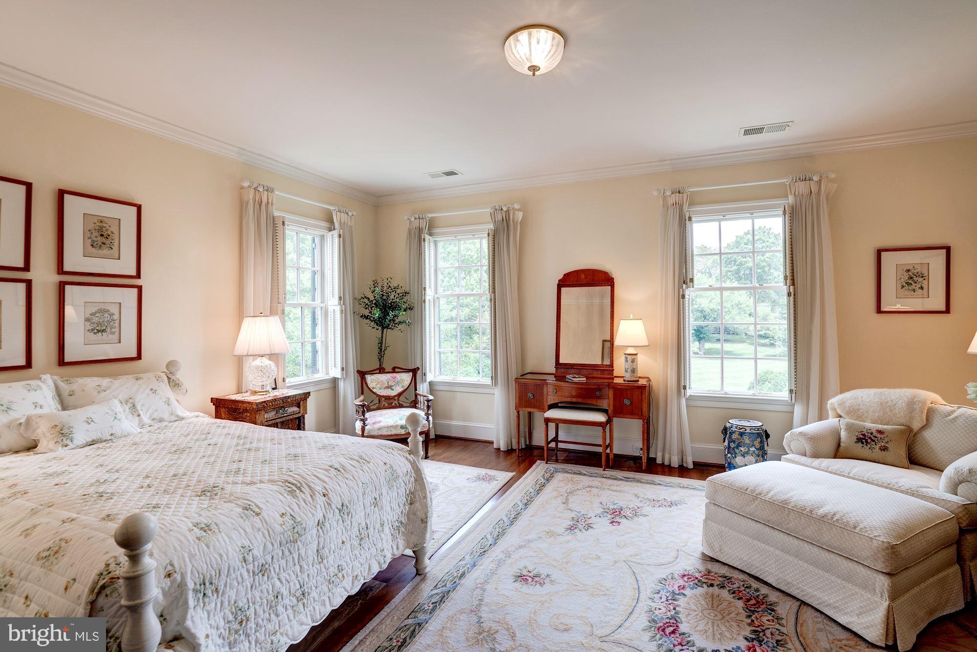 DEERFIELD POND - Residential