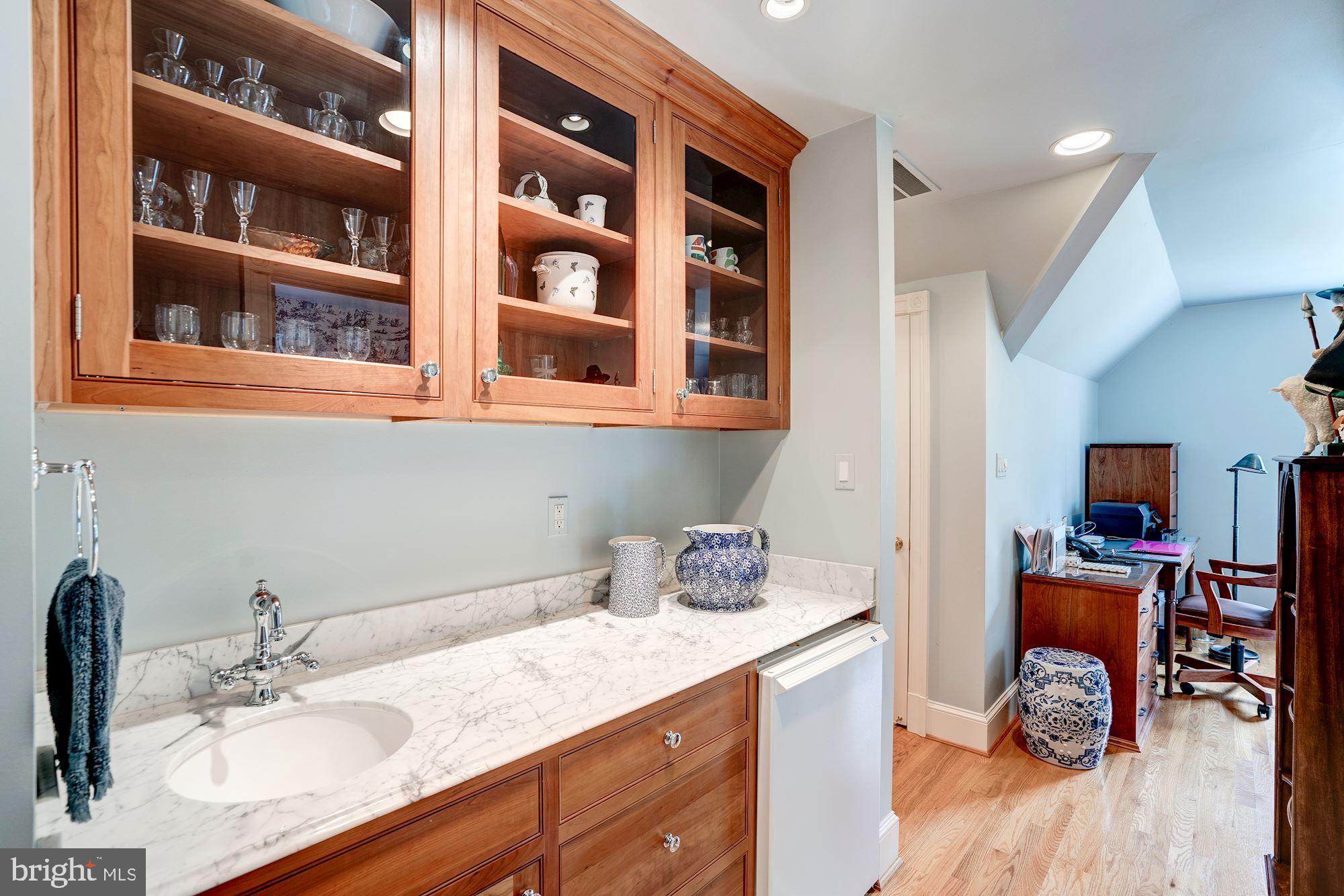 DEERFIELD POND - Residential