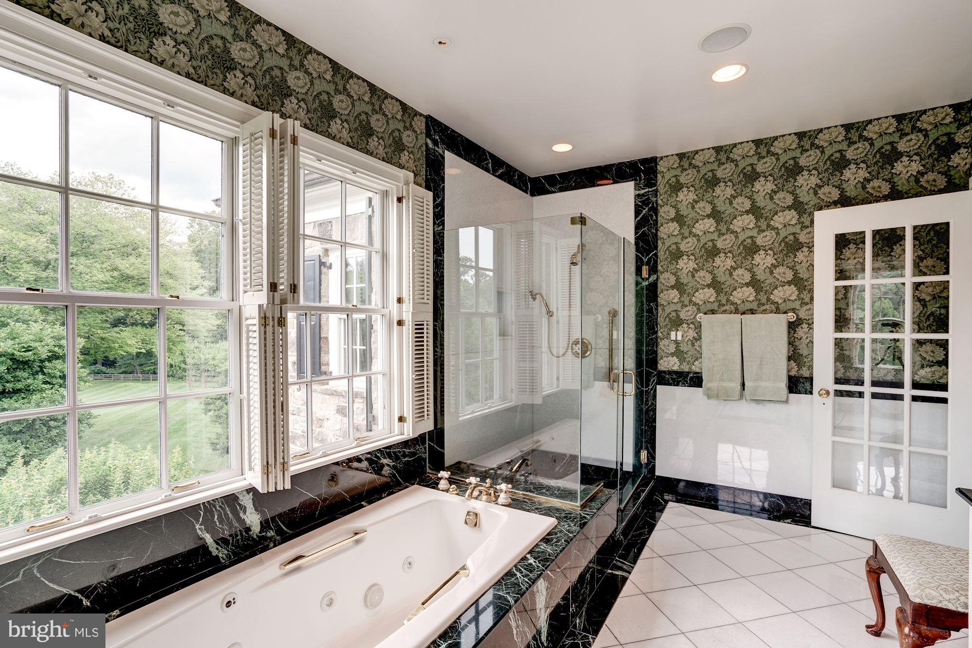 DEERFIELD POND - Residential