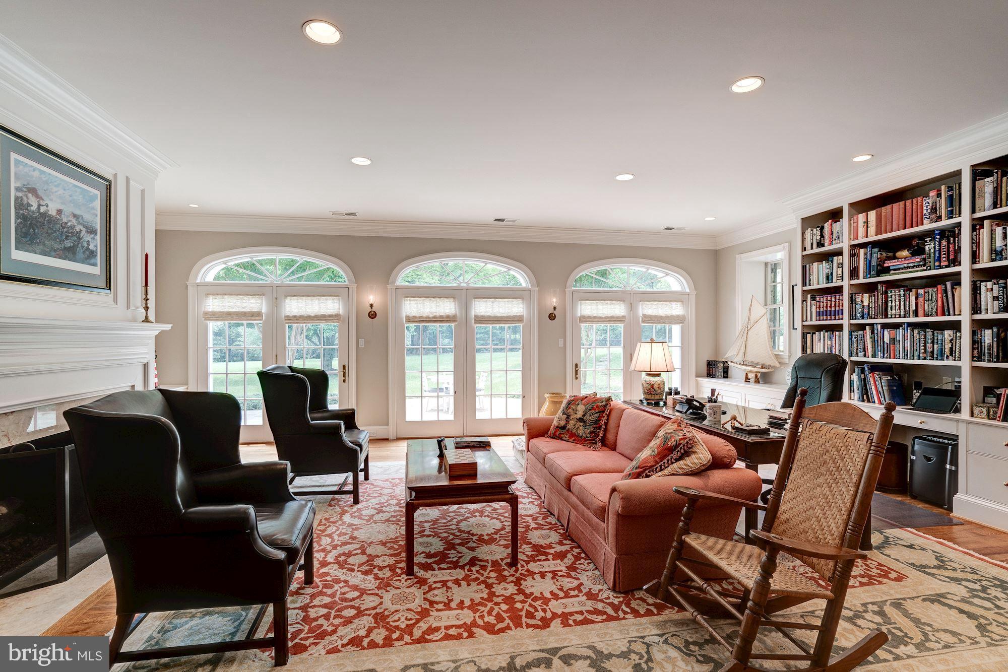 DEERFIELD POND - Residential