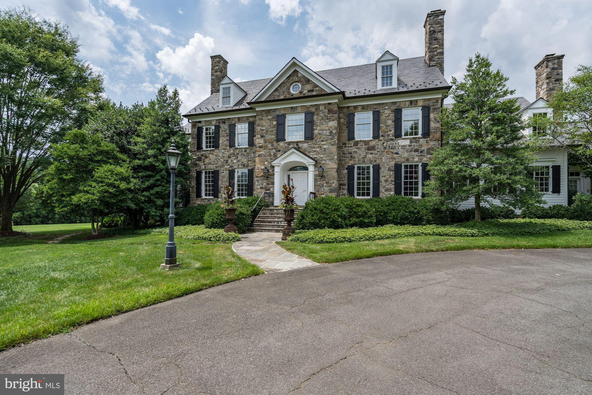 DEERFIELD POND - Residential