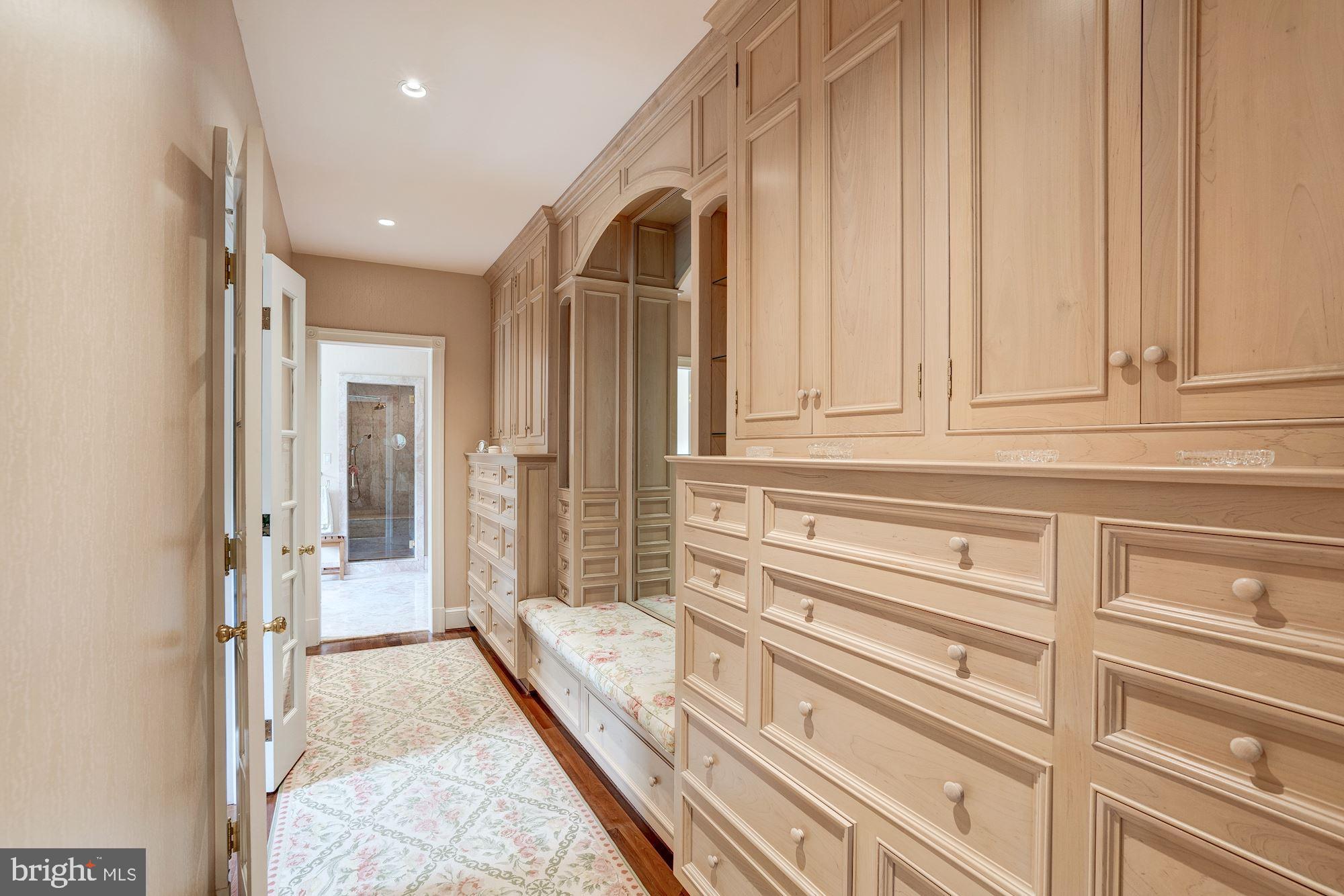 DEERFIELD POND - Residential