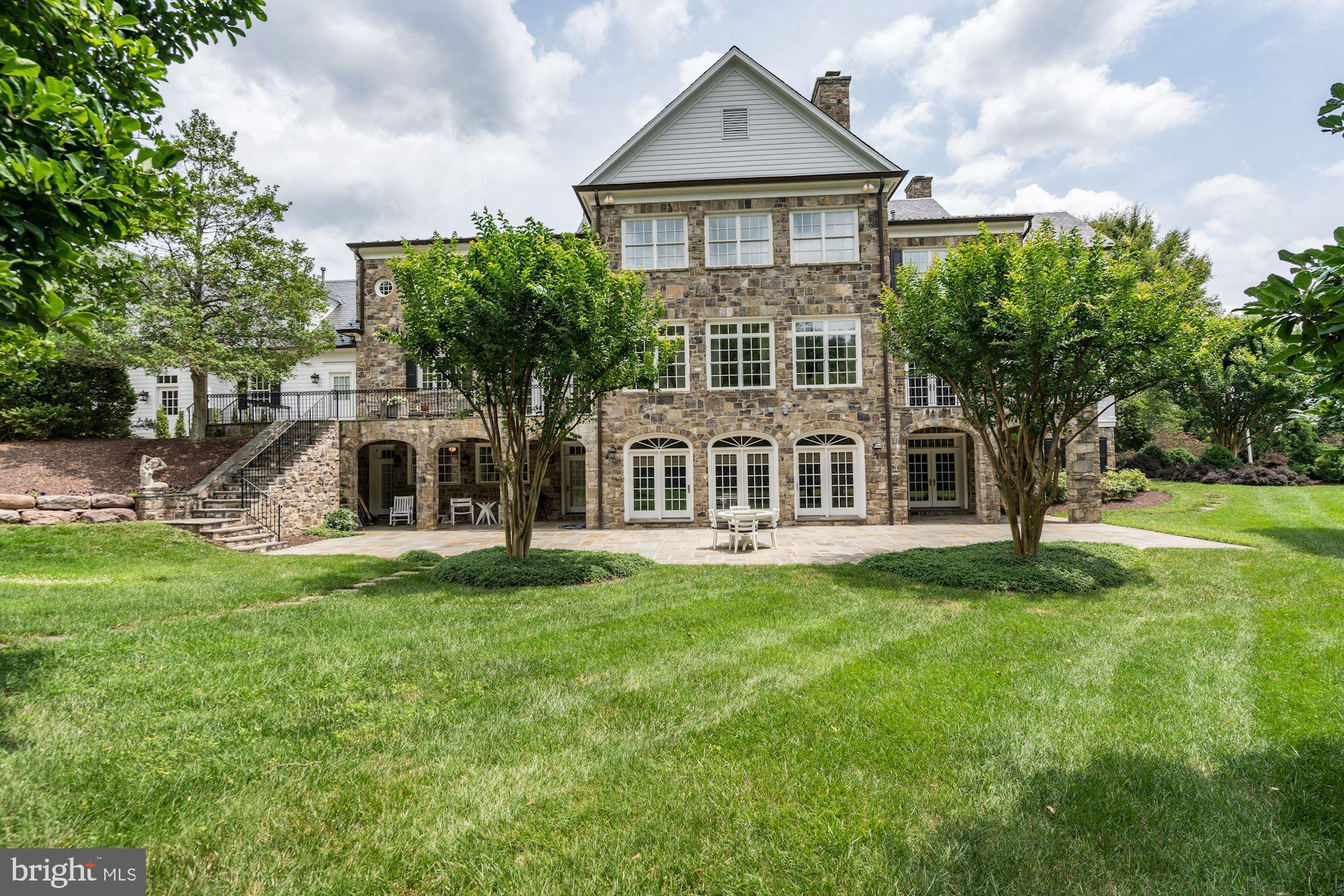 DEERFIELD POND - Residential