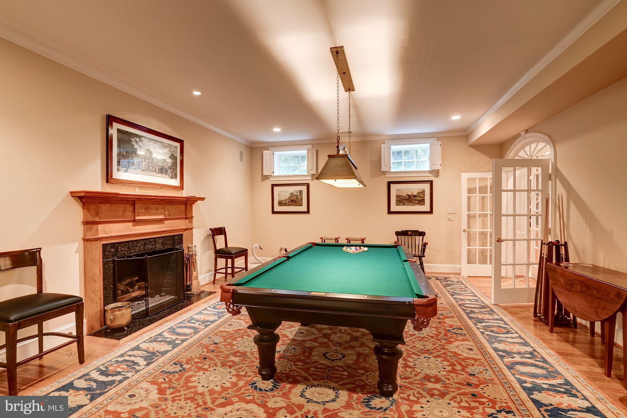 DEERFIELD POND - Residential