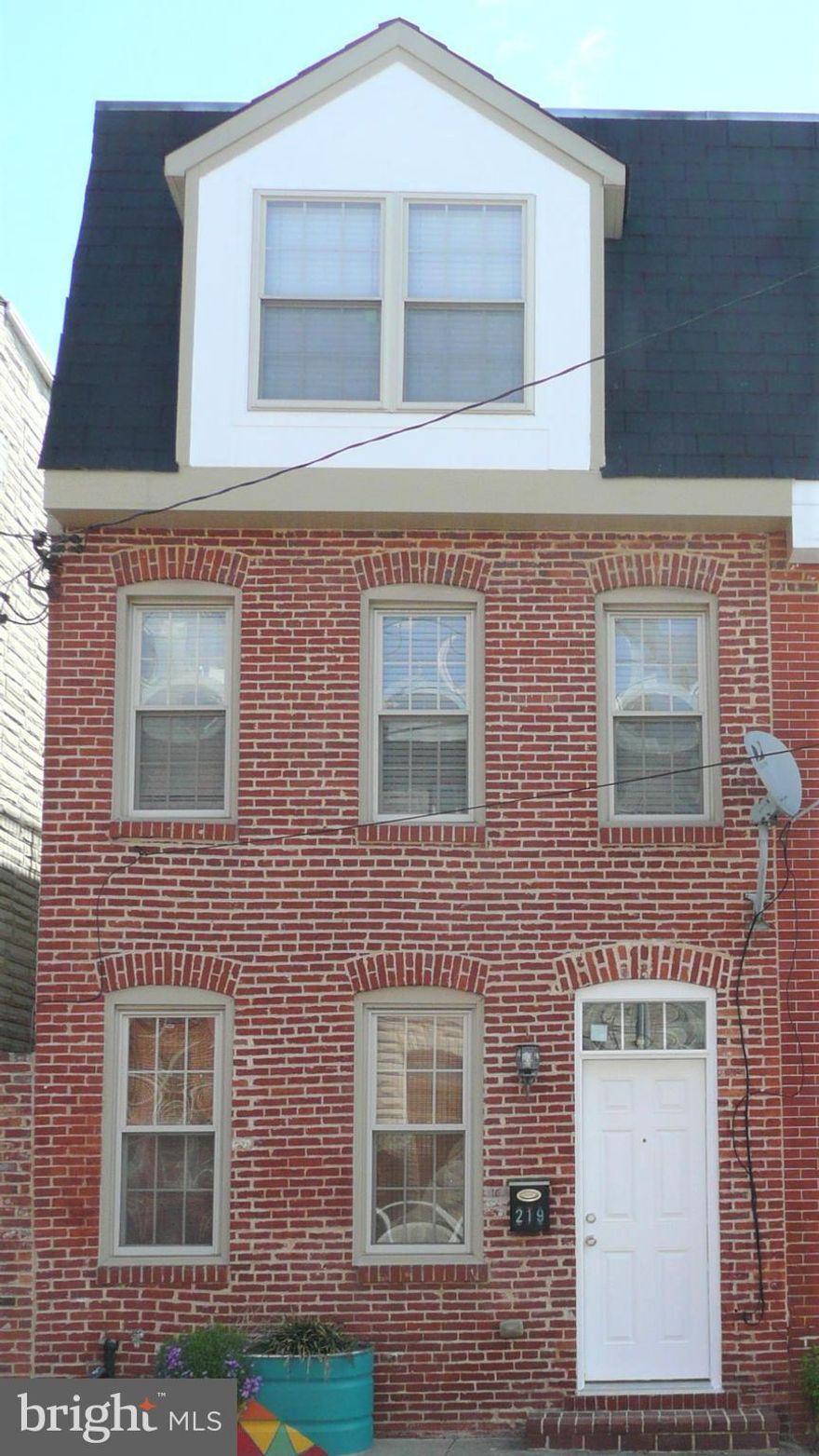 Just Redeemed Ground Rent – Now Fee Simple

Impeccably renovated and fully leased, this 4-bedroom, 4.5-bath rowhome is located just steps from the Johns Hopkins Medical Campus in one of Baltimore’s most desirable neighborhoods. The property spans over 2,200 square feet across three finished levels, offering a thoughtfully designed layout ideal for both owner-occupants and investors.

The main level features a spacious living room, a well-appointed kitchen with granite countertops and stainless steel appliances, an elegant dining area, and a convenient powder room. Upstairs, each level includes two large bedroom suites, each with a private full bath. The expansive primary suite boasts both a walk-in shower and a soaking tub.

Enjoy outdoor living on the rooftop terrace with sweeping views of the Baltimore skyline, as well as a private rear patio. Interior upgrades include Brazilian hardwood floors throughout the living areas, large tile flooring in the kitchen and dining space, recessed lighting, crown molding, and a pre-wired stereo speaker system throughout the home. Additional amenities include central gas heating and air conditioning, in-unit washer and dryer, security system, and cable/satellite readiness.

The property recently completed the ground rent redemption process and is now offered as Fee Simple. It is fully rented and will be conveyed subject to the existing lease. With its prime location, modern upgrades, and income-producing potential, this home is a rare opportunity for investors in Baltimore’s thriving rental market.