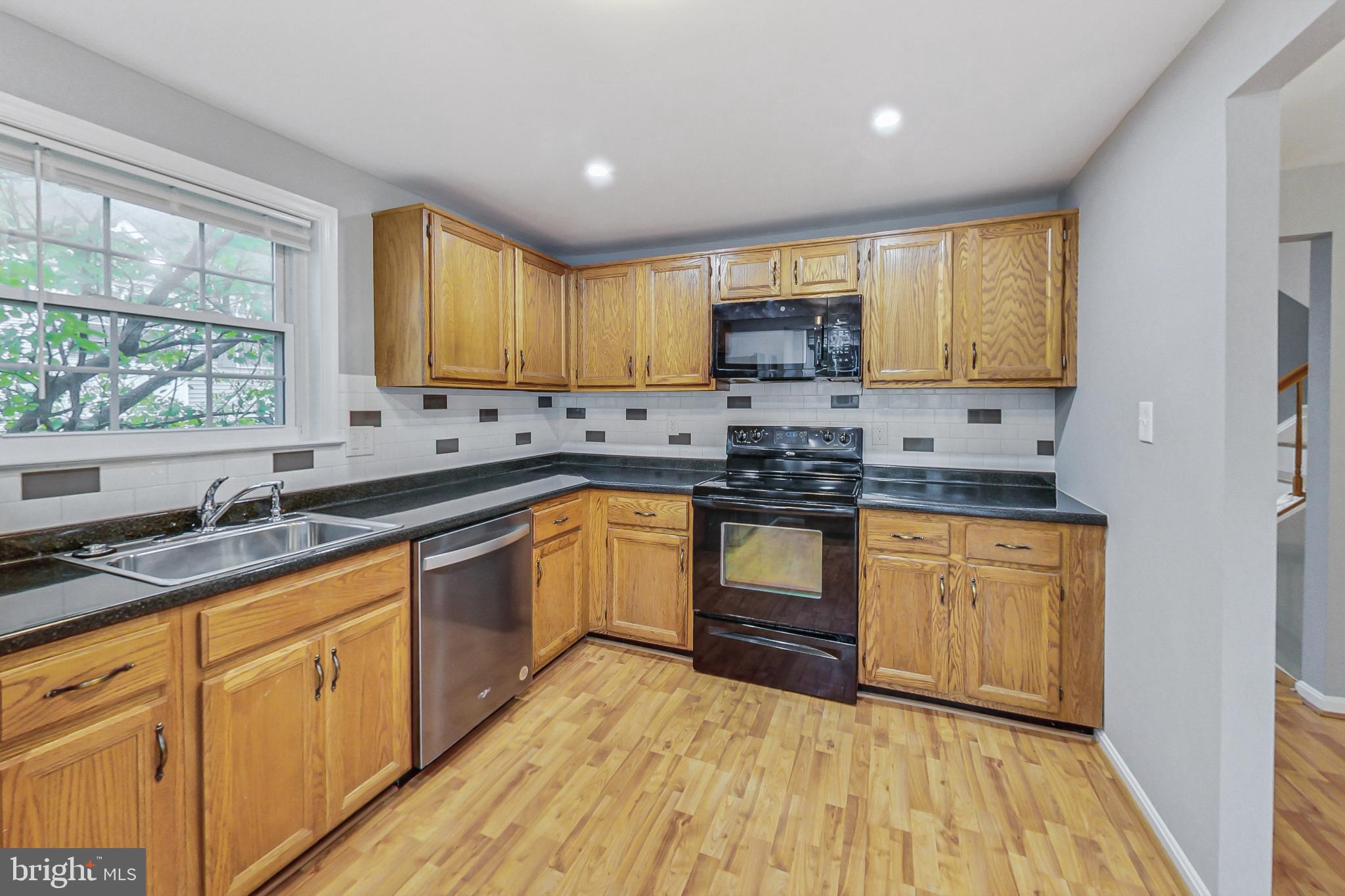 10615 PRAIRIE LANDING