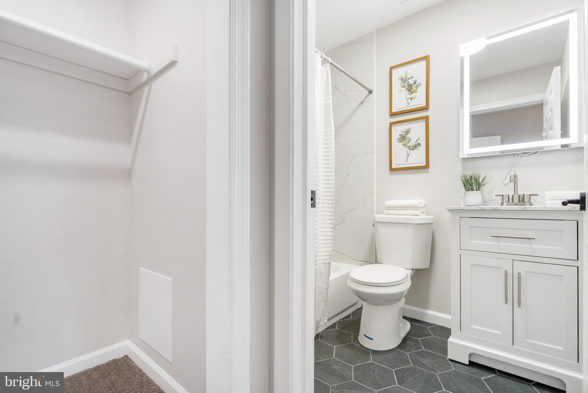 GREENSPRING - Residential