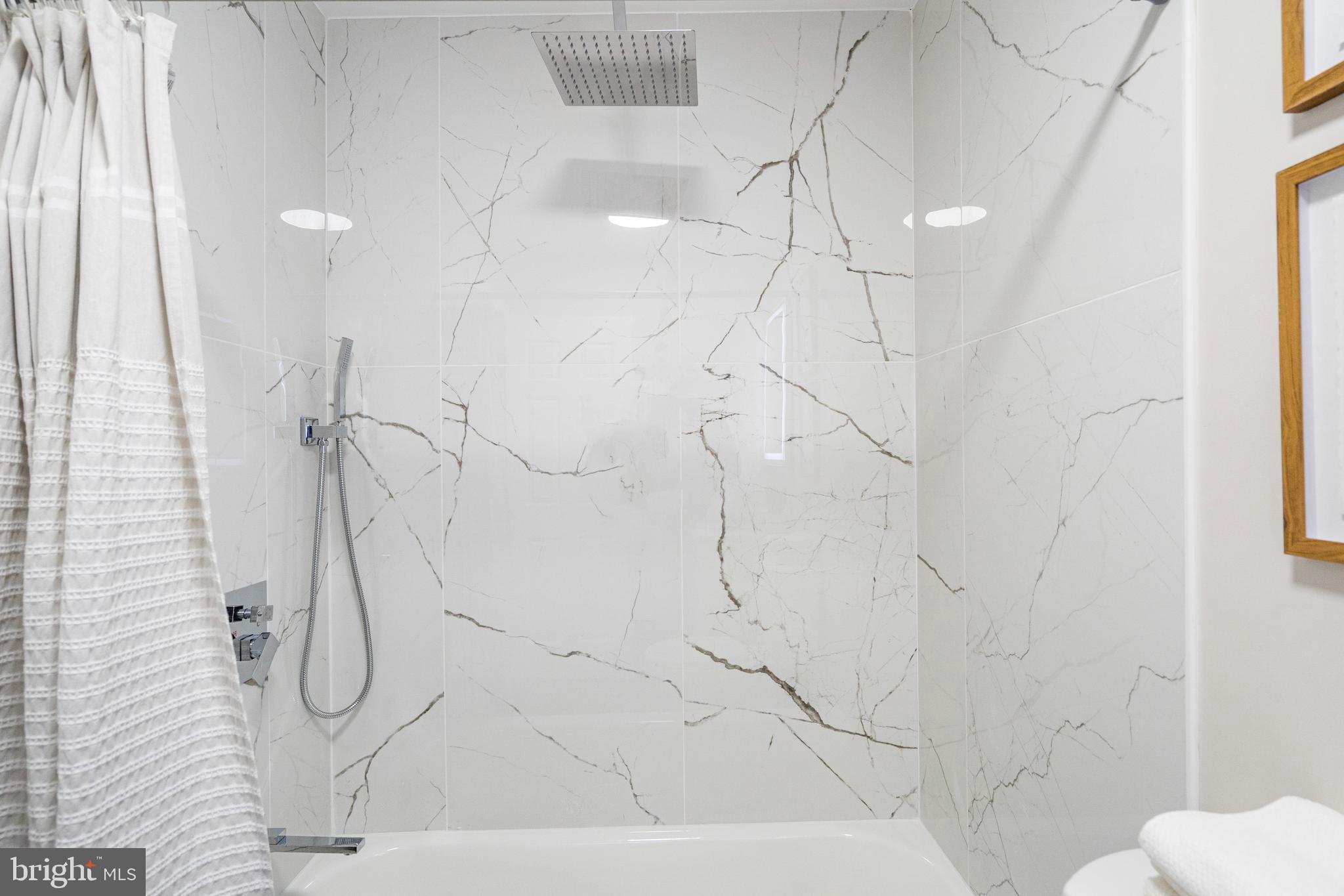 GREENSPRING - Residential