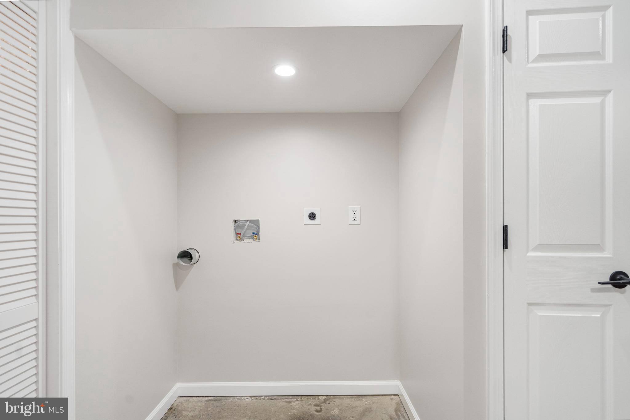 GREENSPRING - Residential