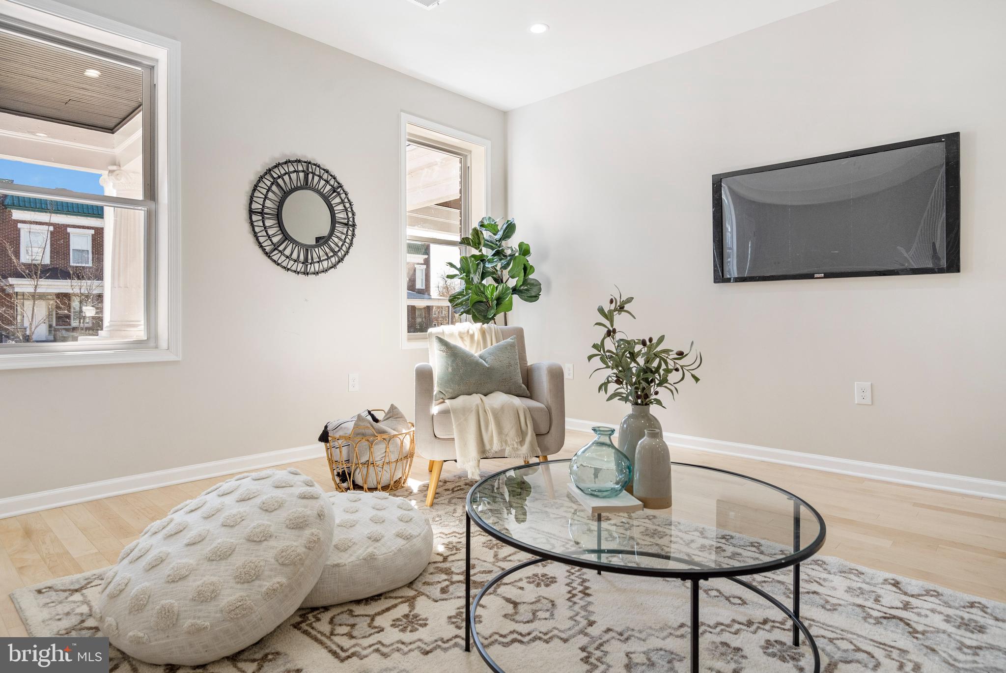 GREENSPRING - Residential