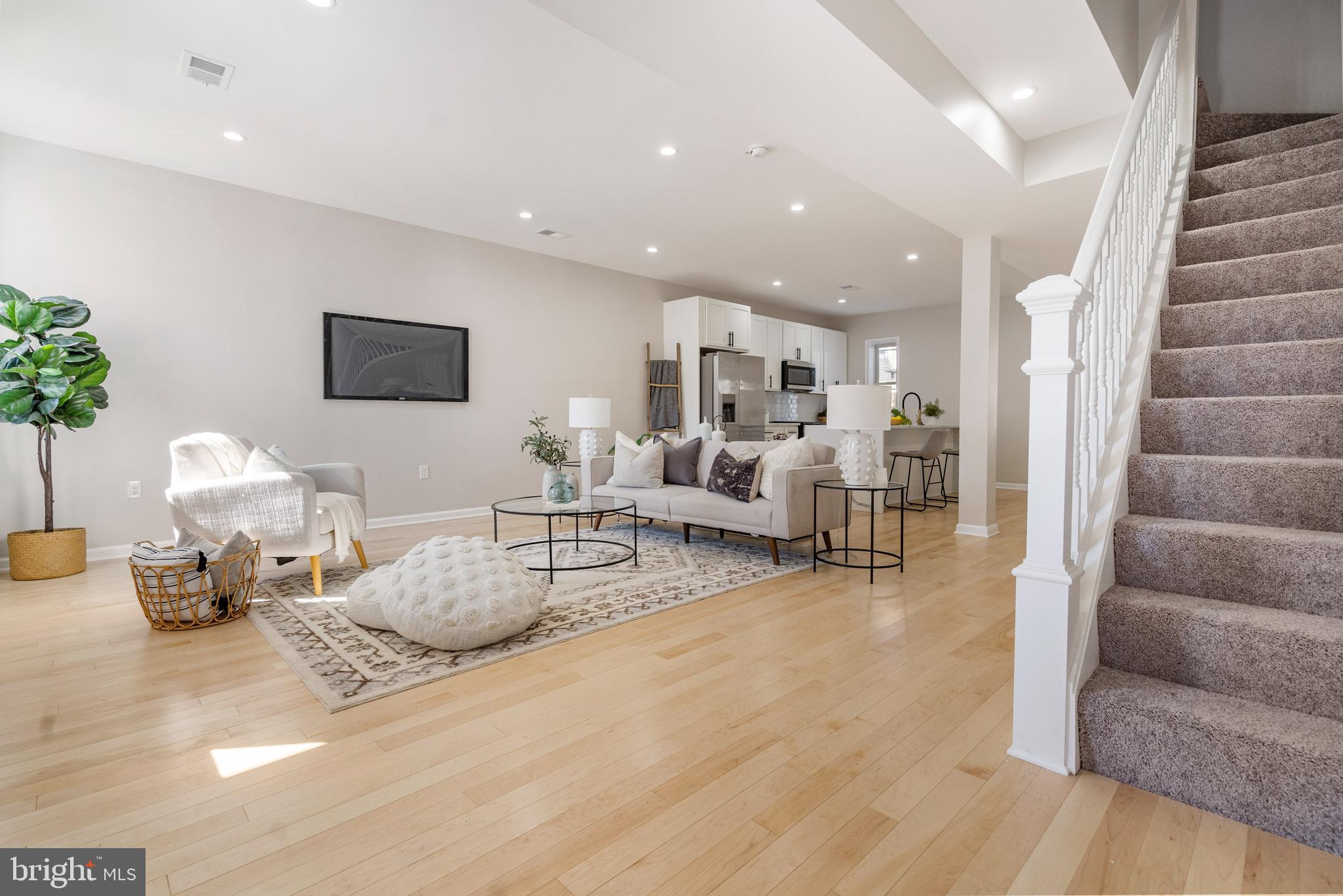 GREENSPRING - Residential