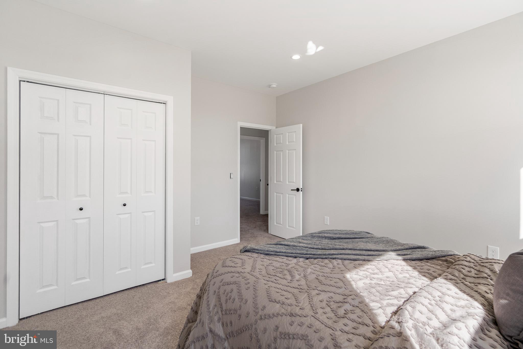 GREENSPRING - Residential