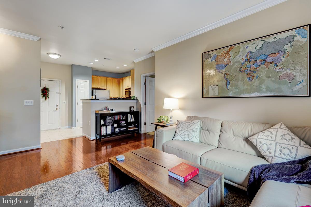 GROVE AT ARLINGTON - Residential Lease